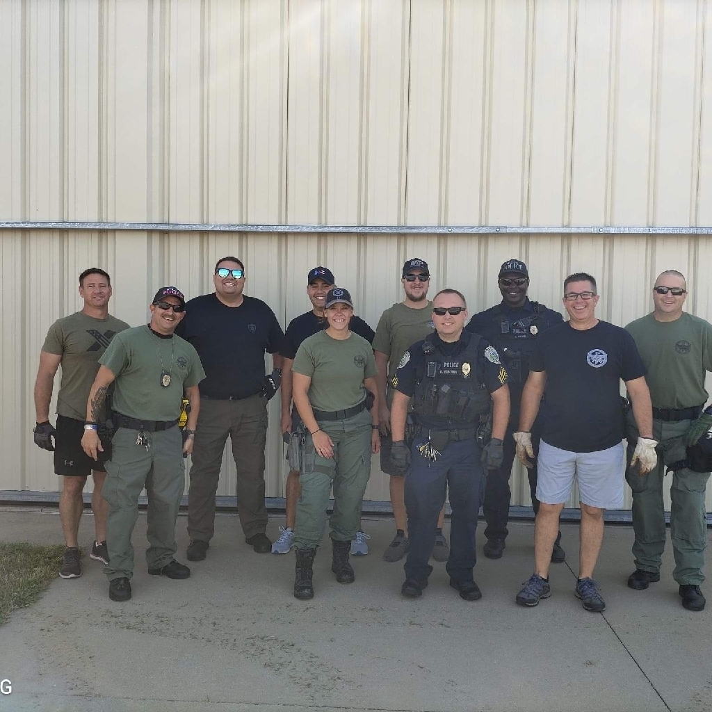 Star Plane Pull team